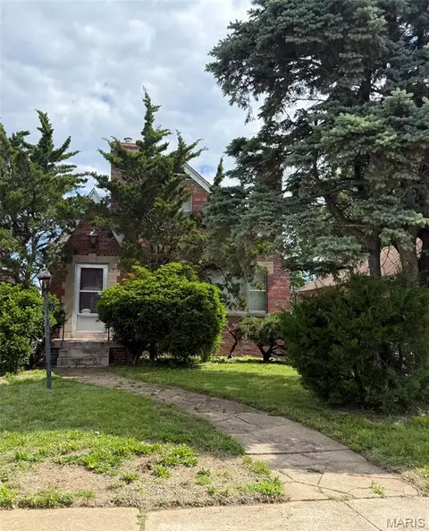 1615 Veronica Ave, Saint Louis, MO 63147
