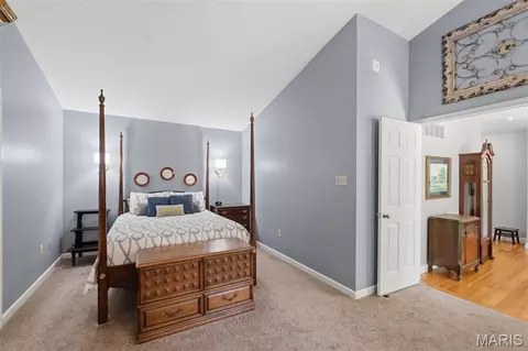 329 Gateford Dr, Ballwin, MO 63021 photo 20