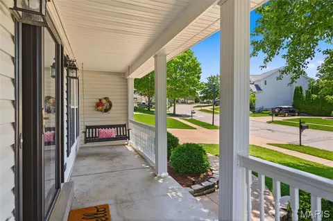 329 Gateford Dr, Ballwin, MO 63021 photo 5