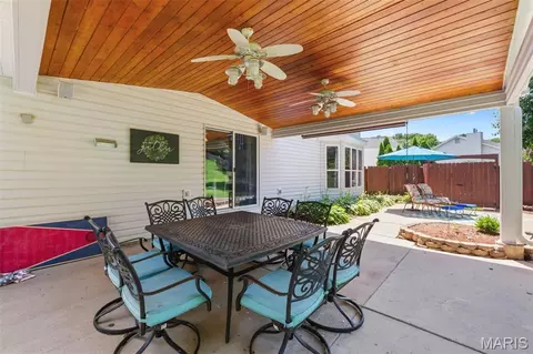 329 Gateford Dr, Ballwin, MO 63021 photo 38