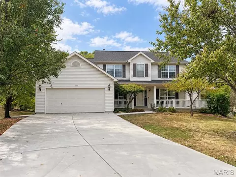 1103 Panda Ct, Wentzville, MO 63385