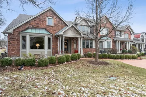 14300 Open Meadow Ct, Chesterfield, MO 63017