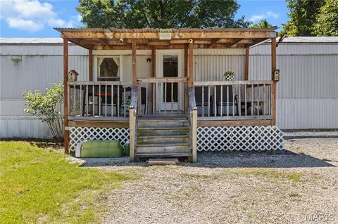 5648 Verdant Dr, House Springs, MO 63051