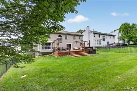 Exterior - 1342 Oak Borough Dr, Ballwin, MO 63021 photo 5 of 6