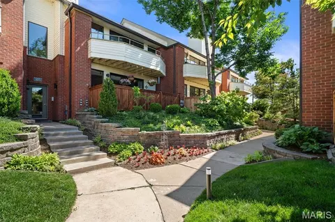 5571 Waterman Blvd #D, Saint Louis, MO 63112
