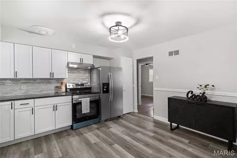 Kitchen - 931 Thatcher Ave, Ferguson, MO 63135 photo 1 of 3