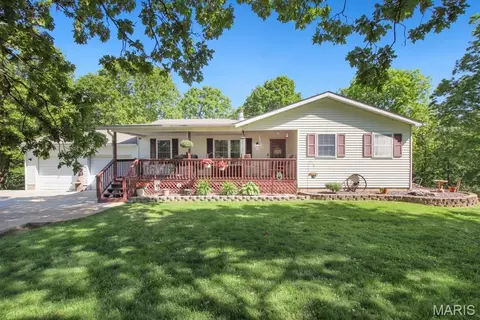 1745 Michel Rd, Owensville, MO 65066