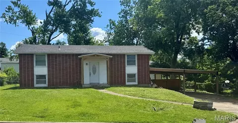 7 Southview Dr, Rolla, MO 65401