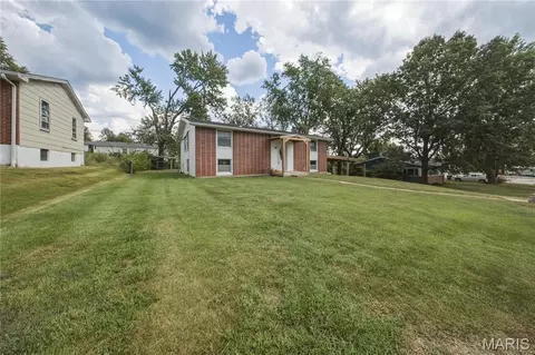 Exterior - 7 Southview Dr, Rolla, MO 65401 photo 2 of 5