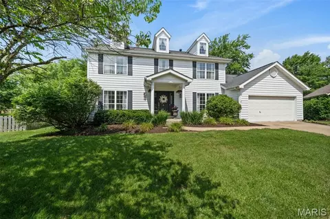 6 Venice Place Ct, Wildwood, MO 63040