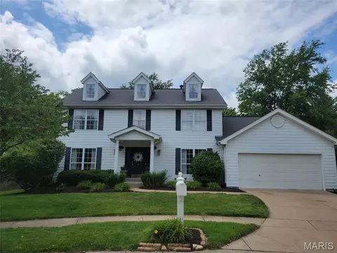 6 Venice Place Ct, Wildwood, MO 63040