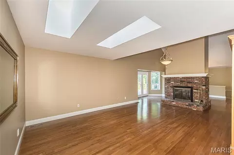 Living - 159 Spring Oaks Dr, Ballwin, MO 63011 photo 1 of 7