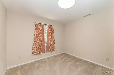 Bedroom - 159 Spring Oaks Dr, Ballwin, MO 63011 photo 5 of 5
