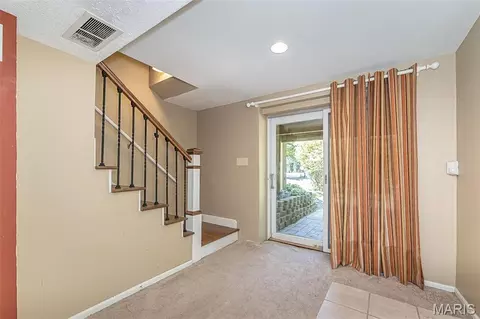 Entry Way - 159 Spring Oaks Dr, Ballwin, MO 63011 photo 3 of 3