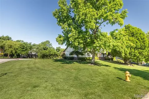 Exterior - 159 Spring Oaks Dr, Ballwin, MO 63011 photo 10 of 11