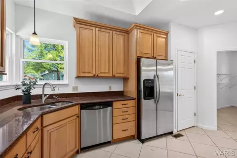 Kitchen - 398 Round Tower Dr, Cottleville, MO 63304 photo 6 of 6