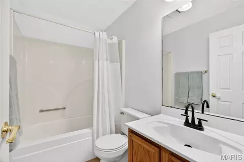 Bath - 398 Round Tower Dr, Cottleville, MO 63304 photo 1 of 5