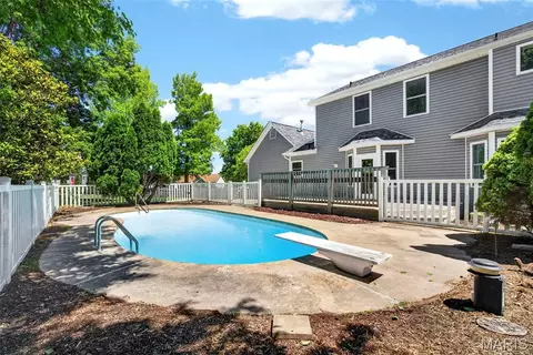 Exterior - 398 Round Tower Dr, Cottleville, MO 63304 photo 8 of 9