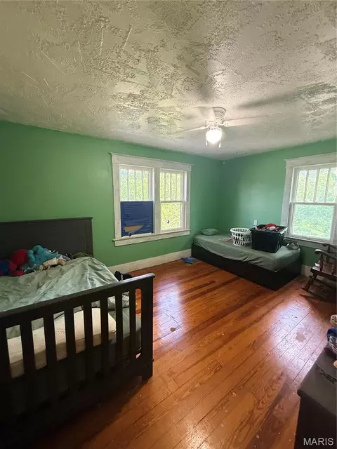 Bedroom - 607 Springfield Rd, Gillespie, IL 62033 photo 2 of 2