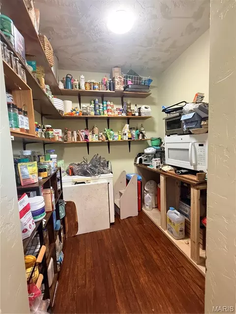 Other - 607 Springfield Rd, Gillespie, IL 62033 photo 3 of 10
