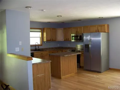 Kitchen - 16355 Walnut Rd, Plato, MO 65552 photo 1 of 5