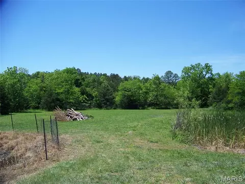 Exterior - 16355 Walnut Rd, Plato, MO 65552 photo 8 of 14