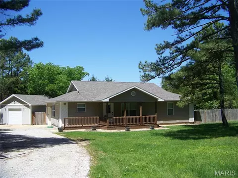 16355 Walnut Rd, Plato, MO 65552