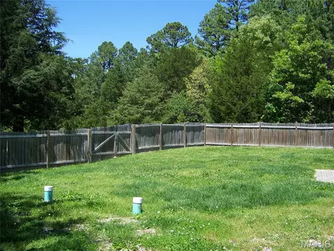Exterior - 16355 Walnut Rd, Plato, MO 65552 photo 3 of 14