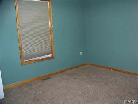 Bedroom - 16355 Walnut Rd, Plato, MO 65552 photo 3 of 4