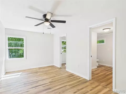 Bedroom - 21700 Highway Y, Saint Robert, MO 65584 photo 1 of 11