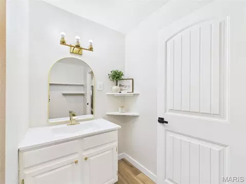 Bath - 21700 Highway Y, Saint Robert, MO 65584 photo 6 of 6
