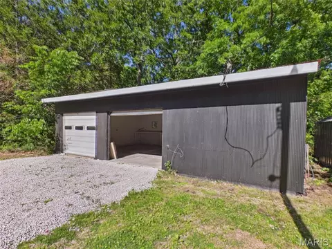 Exterior - 21700 Highway Y, Saint Robert, MO 65584 photo 9 of 16