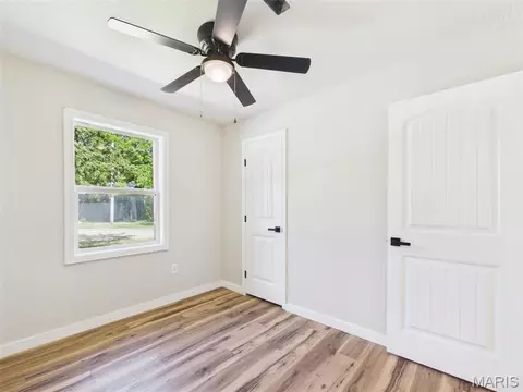 Bedroom - 21700 Highway Y, Saint Robert, MO 65584 photo 4 of 11