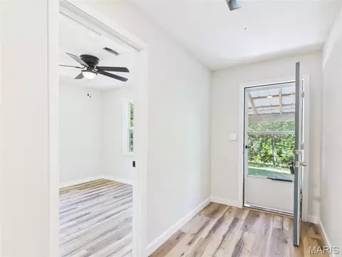 Entry Way - 21700 Highway Y, Saint Robert, MO 65584 photo 8 of 10