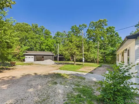 Exterior - 21700 Highway Y, Saint Robert, MO 65584 photo 6 of 16