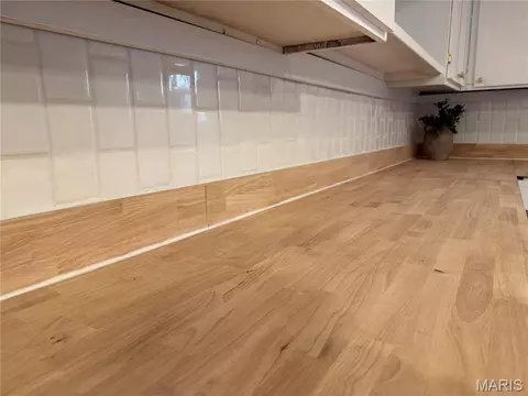 Kitchen - 21700 Highway Y, Saint Robert, MO 65584 photo 3 of 6