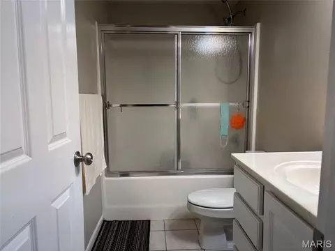 Bath - 745 Erika St, O'fallon, IL 62269 photo 4 of 4