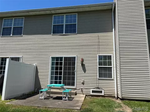 Exterior - 745 Erika St, O'fallon, IL 62269 photo 5 of 5