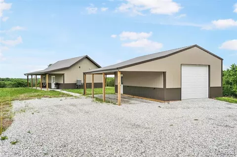 11299 Peacock Rd, Greentop, MO 63546