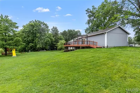 Exterior - 16 Saddleback Ct, O'fallon, MO 63368 photo 3 of 5