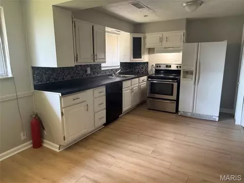 Kitchen - 106 Schemmer Rd, Wright City, MO 63390 photo 1 of 1