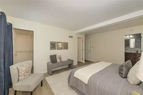 Bedroom - 716 Reinke Rd, Ballwin, MO 63021 photo 2 of 11