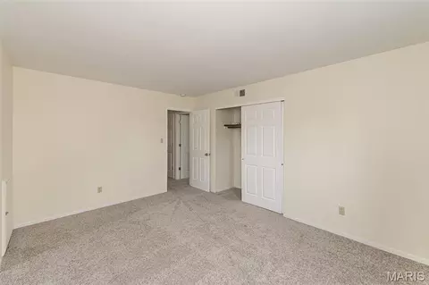 Bedroom - 716 Reinke Rd, Ballwin, MO 63021 photo 4 of 11