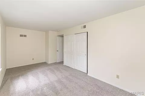 Bedroom - 716 Reinke Rd, Ballwin, MO 63021 photo 10 of 11