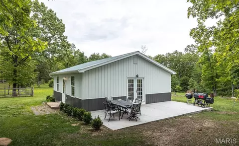 110 Goshen Rd, Leslie, MO 63056