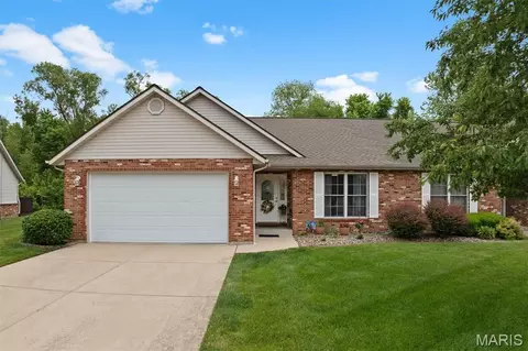 7612 Baxter Dr, Belleville, IL 62223