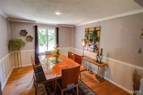 Dining - 4432 Thatcher Rd, Alton, IL 62002 photo 1 of 5