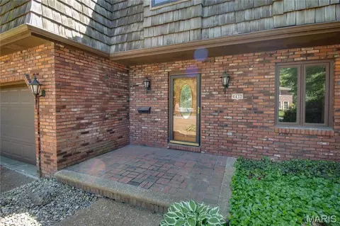 Exterior - 4432 Thatcher Rd, Alton, IL 62002 photo 5 of 17