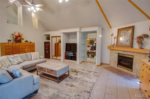 Other - 4432 Thatcher Rd, Alton, IL 62002 photo 3 of 8