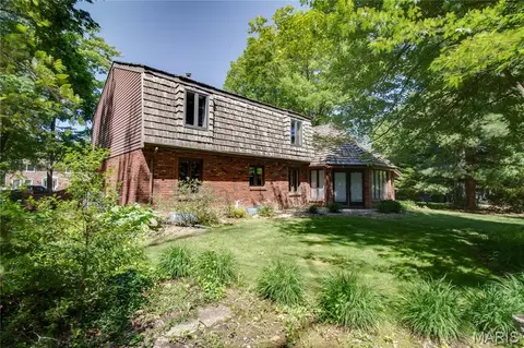 Exterior - 4432 Thatcher Rd, Alton, IL 62002 photo 11 of 17